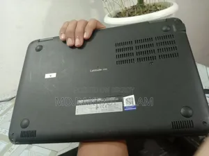 Laptop Dell 4GB Intel Celeron SSD 140GB
