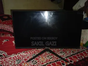 Desktop Computer Asus 8GB AMD Ryzen 5 SSD 256GB
