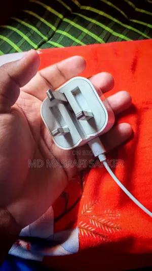 আইফোন ৩৩ ওয়াট চার্জার