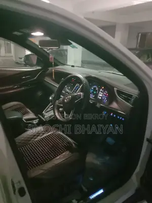 Toyota Harrier Hybrid Premium 2018 Pearl