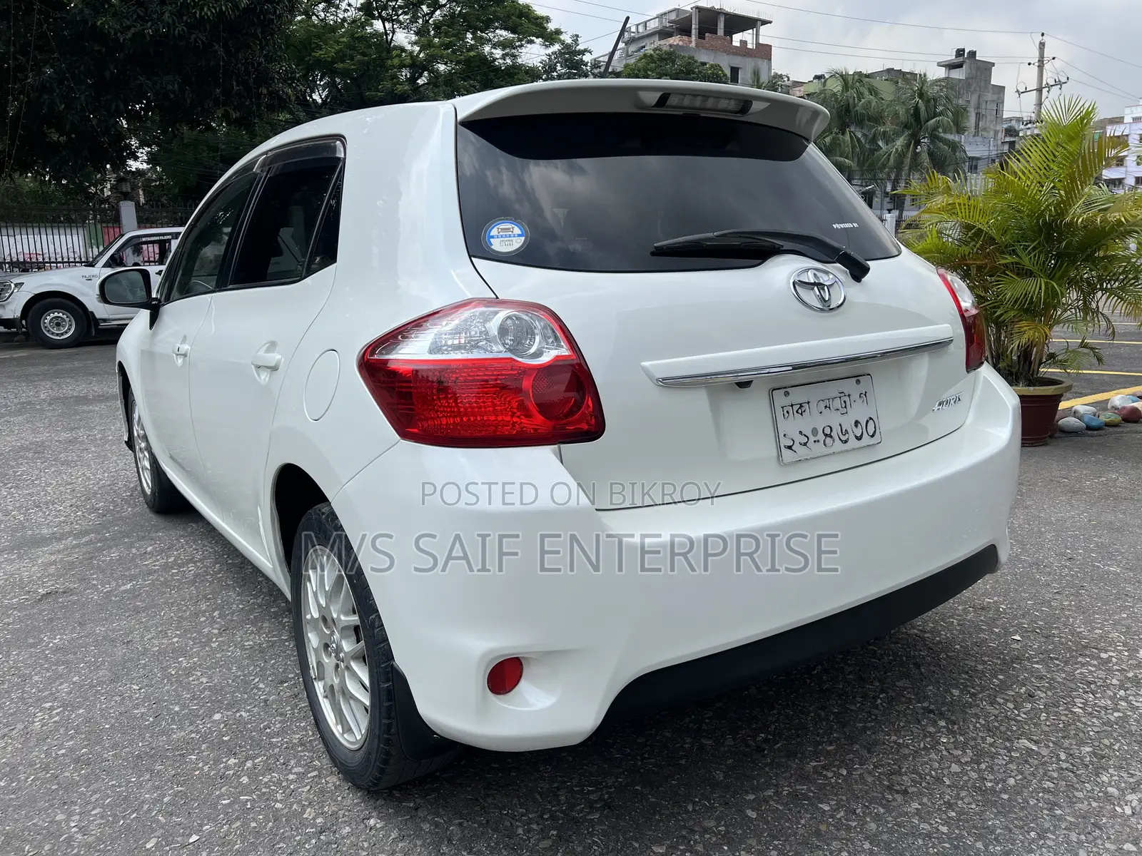 Toyota Auris 2010 Pearl
