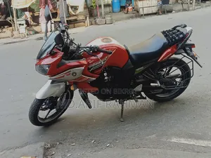 Yamaha 2015 Red