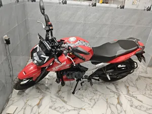TVS Apache 160 4V 2022 Red