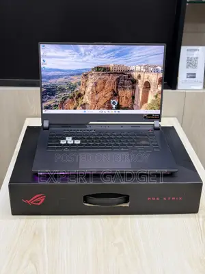 Laptop Asus ROG Strix G15 16GB AMD Ryzen 9 SSD 512GB