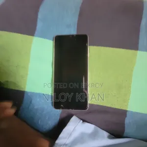 Samsung Galaxy A06 128 GB Gold