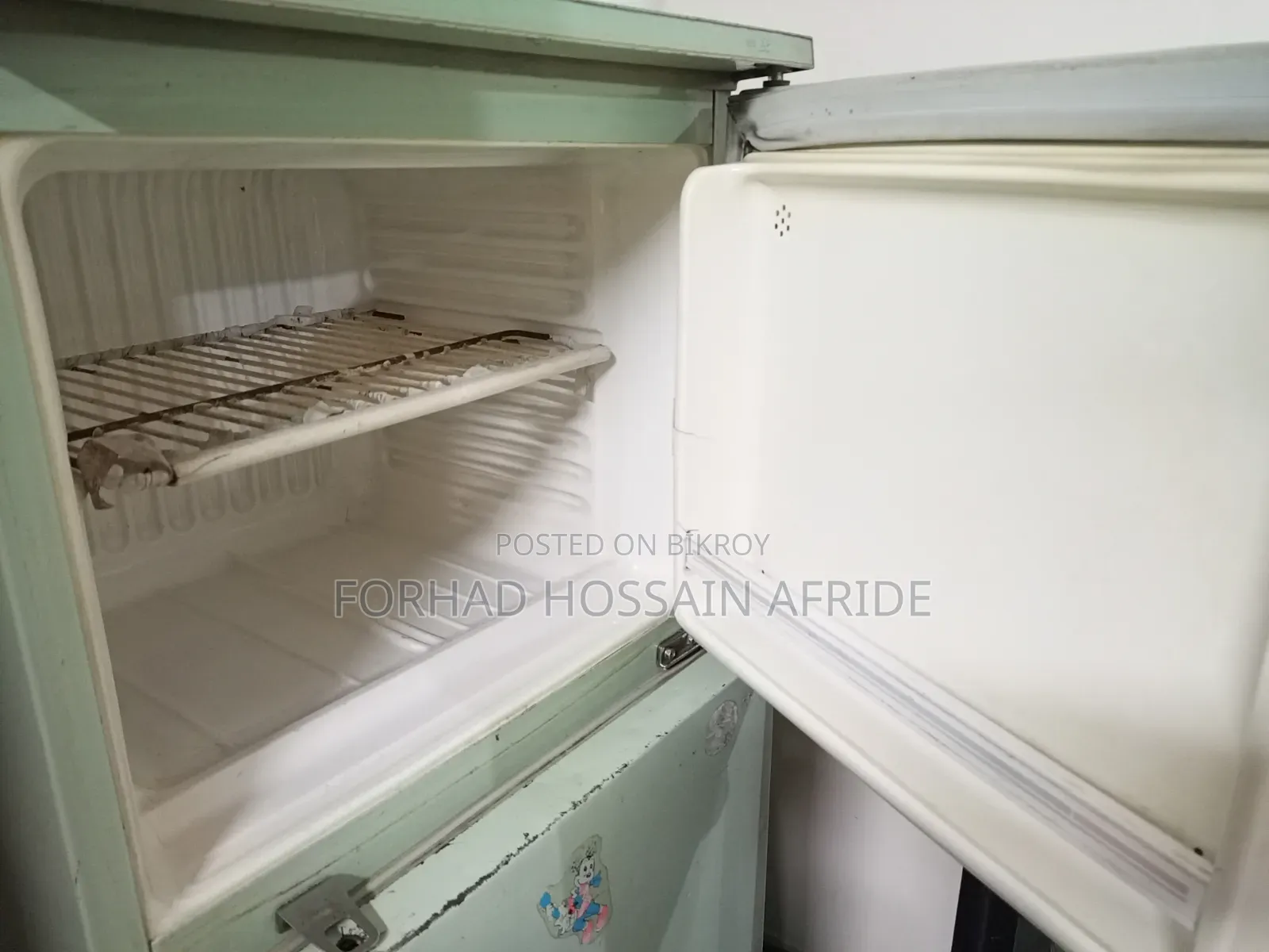Refrigerator