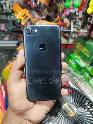 Apple iPhone 7 32 GB Black