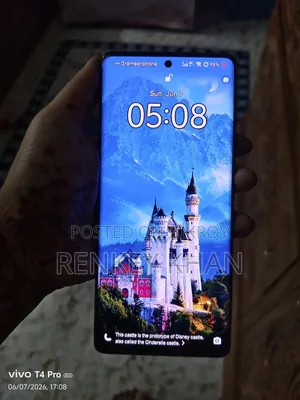 Vivo V30e 128 GB