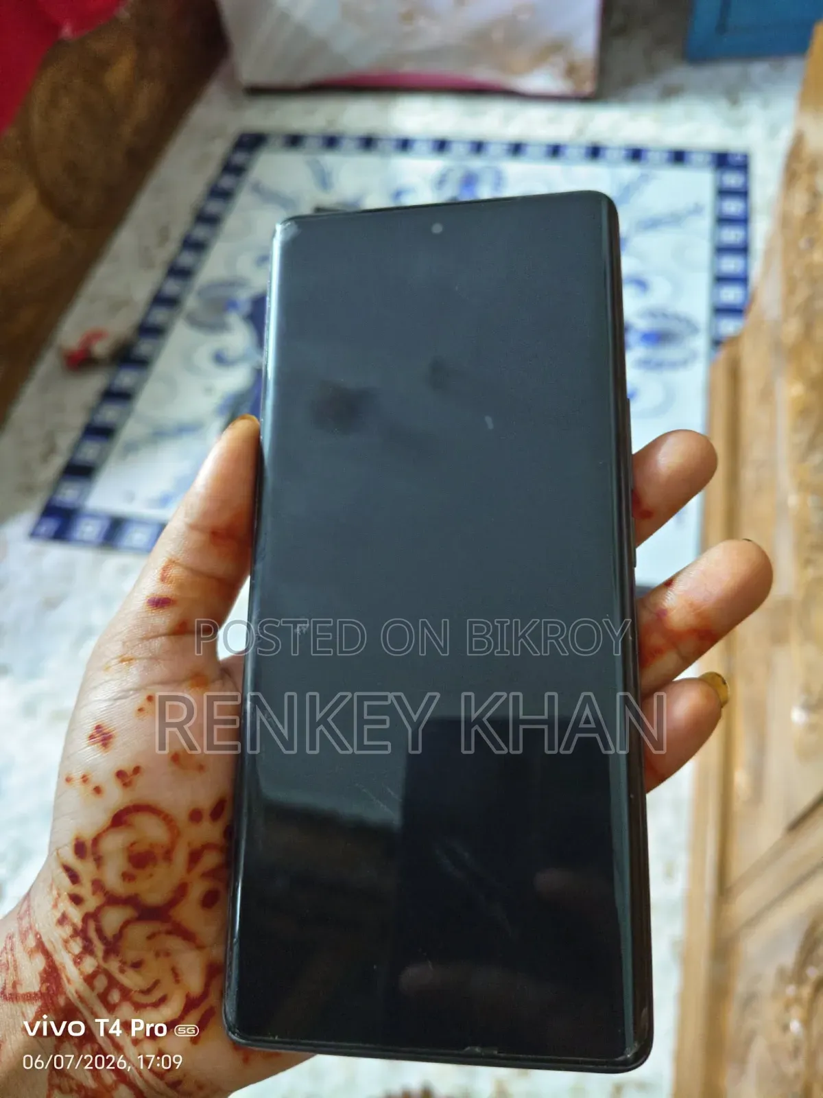 Vivo V30e 128 GB