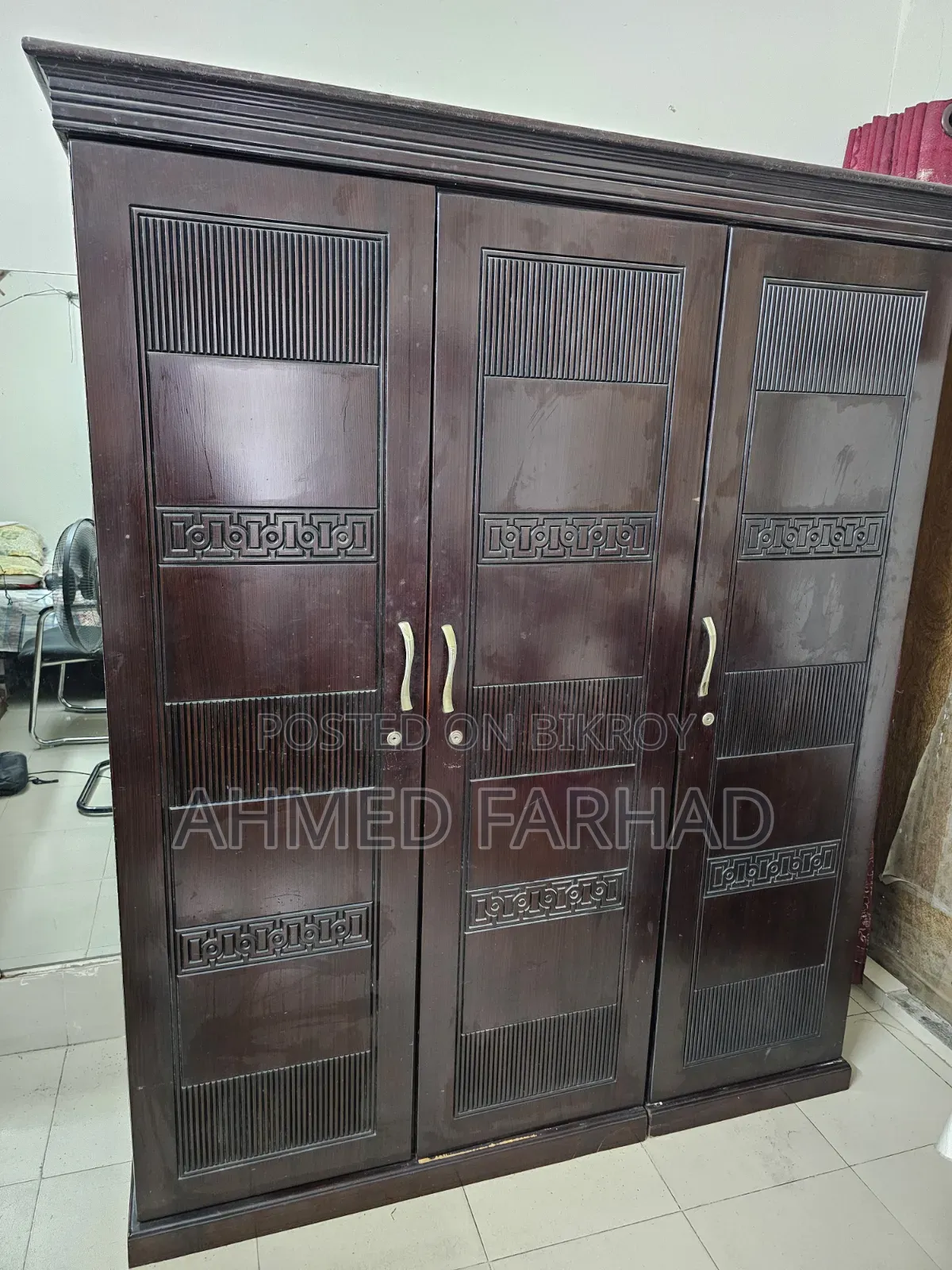 Partex 3 Door Closet