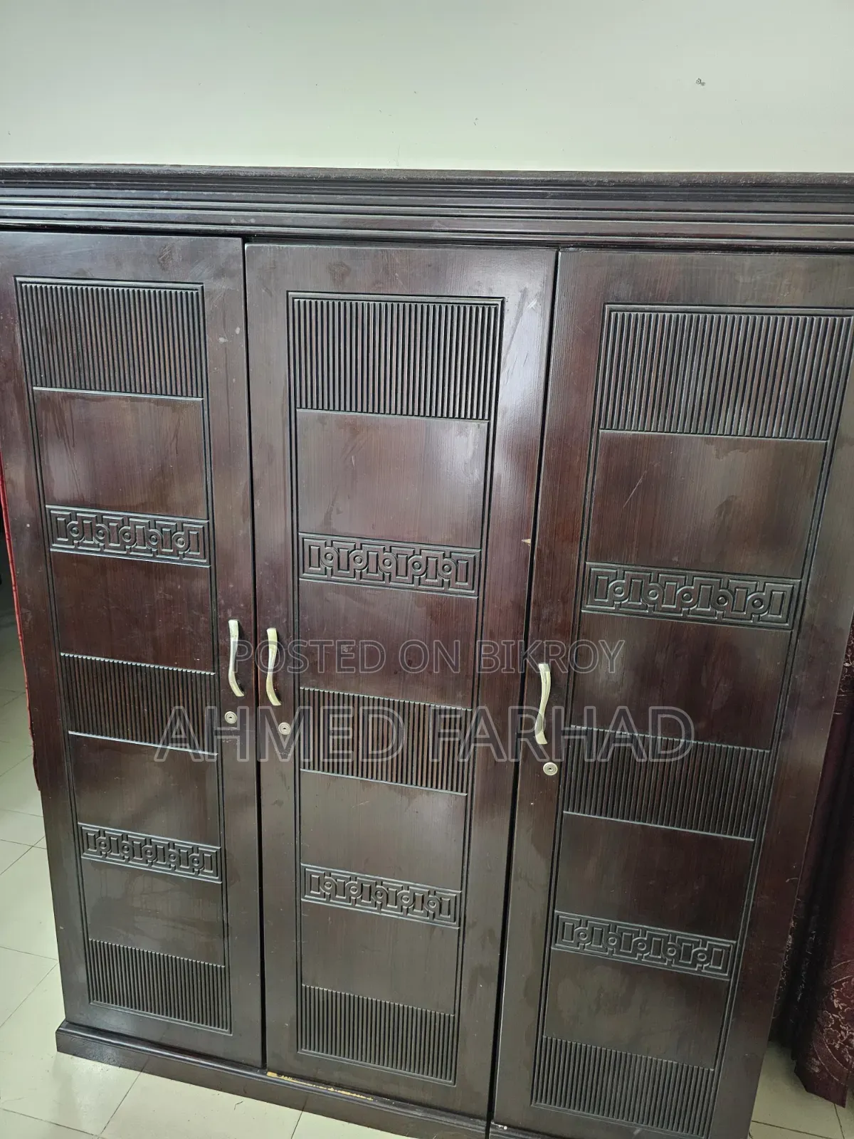 Partex 3 Door Closet