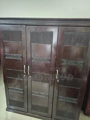 Partex 3 Door Closet