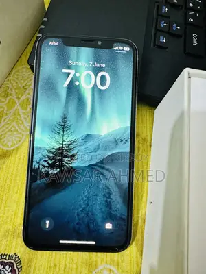Apple iPhone X 64 GB White