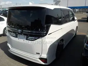 Toyota Voxy 2023 Pearl