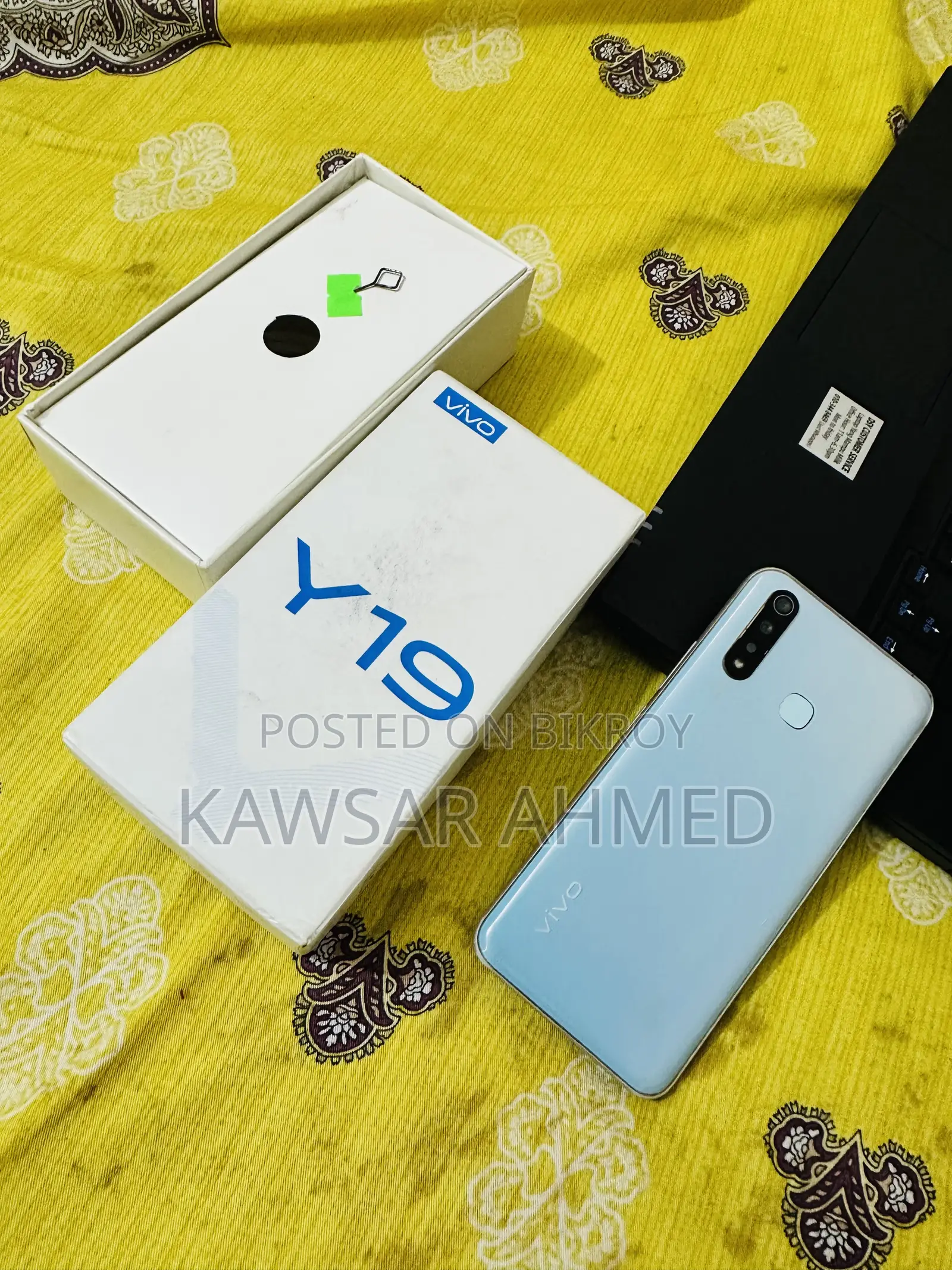 Vivo Y19 128 GB Blue