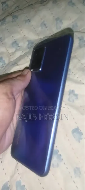 Vivo Y21 64 GB Blue