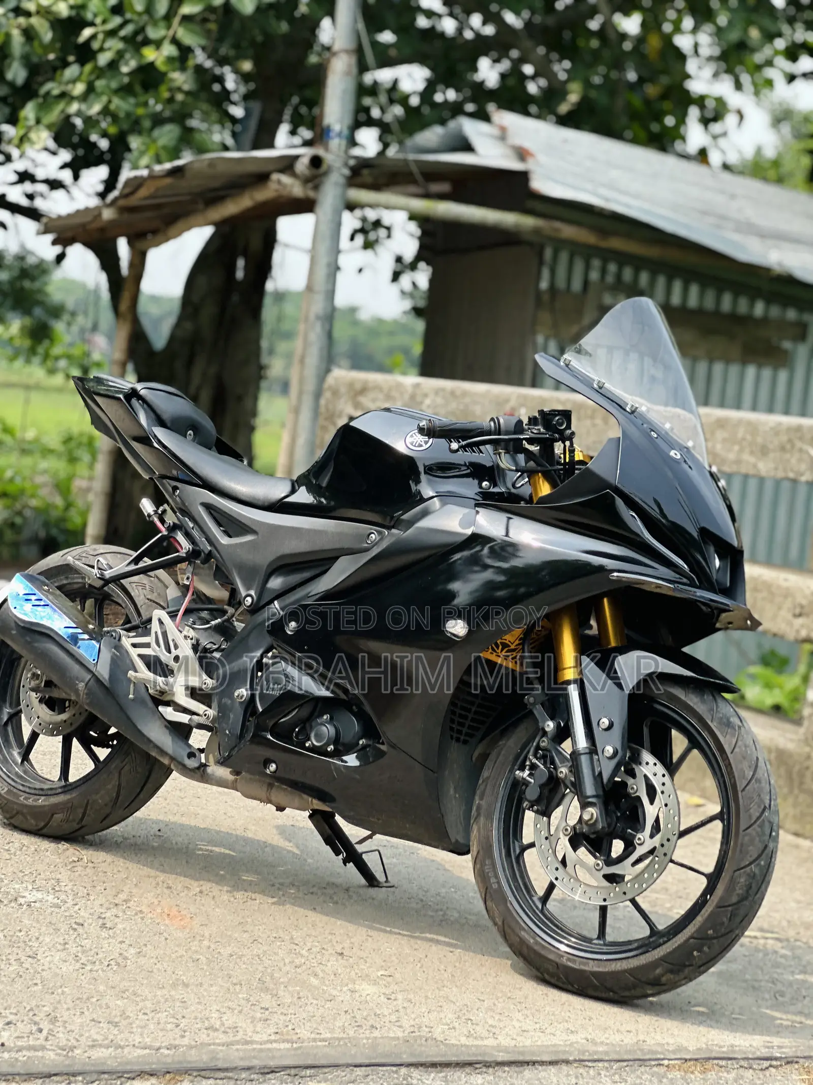 Yamaha R15 V4 2023 Black