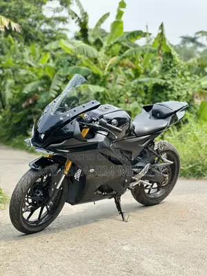 Yamaha R15 V4 2023 Black