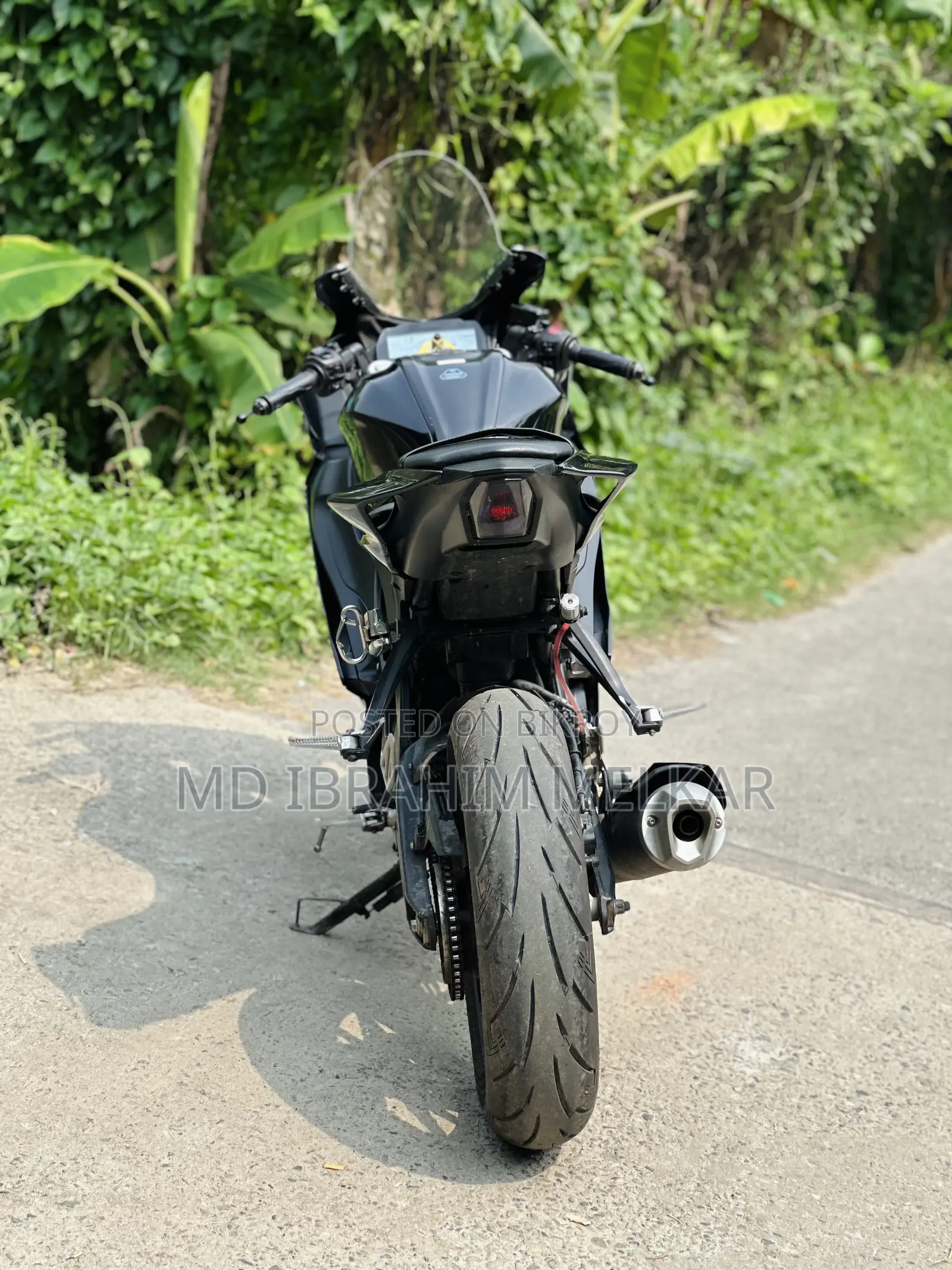 Yamaha R15 V4 2023 Black