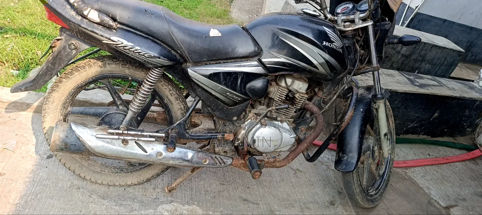 Honda 2010 Black