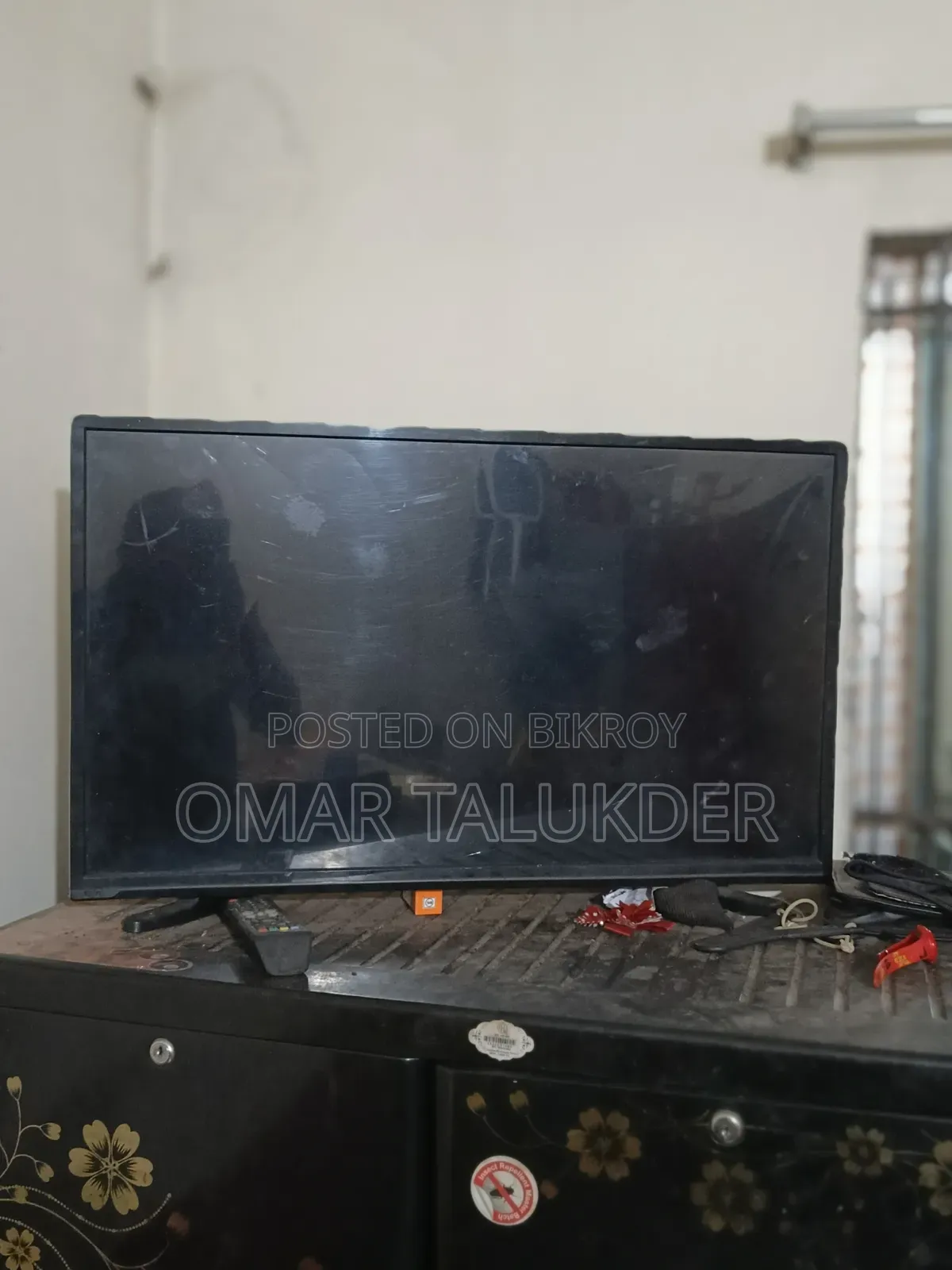Wisdom Share 32" Smart Led Tv (Display Broken)