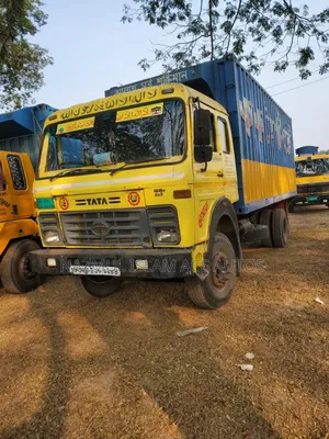 Covered Van Tata 16/15 Ex2 23 Feet Body Model 2013