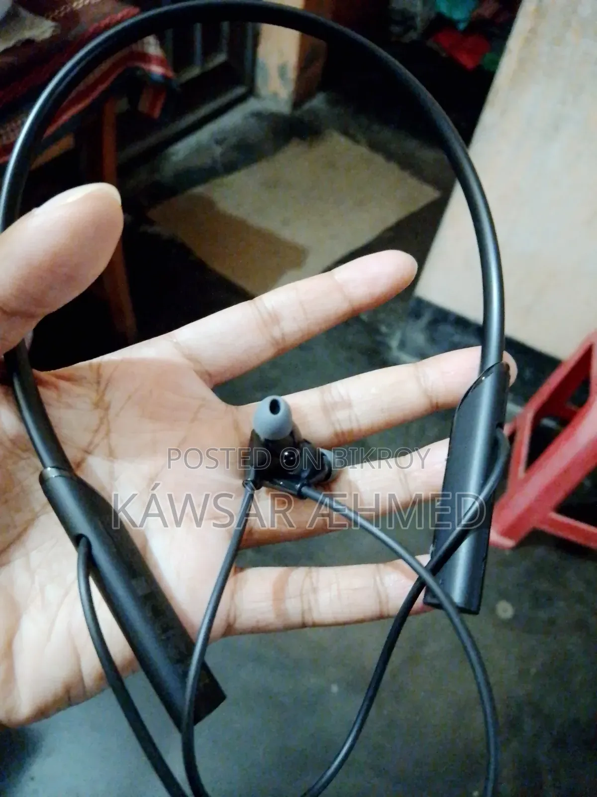 Oraimo Necklace Lite