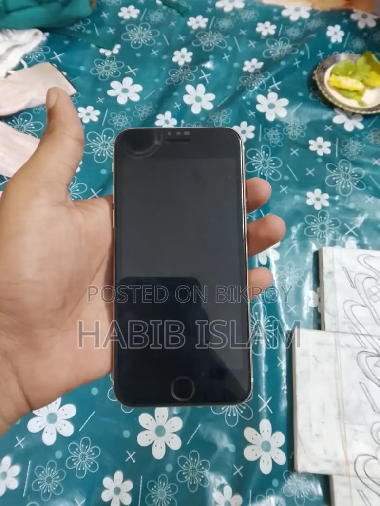Apple iPhone 6s 64 GB Rose Gold