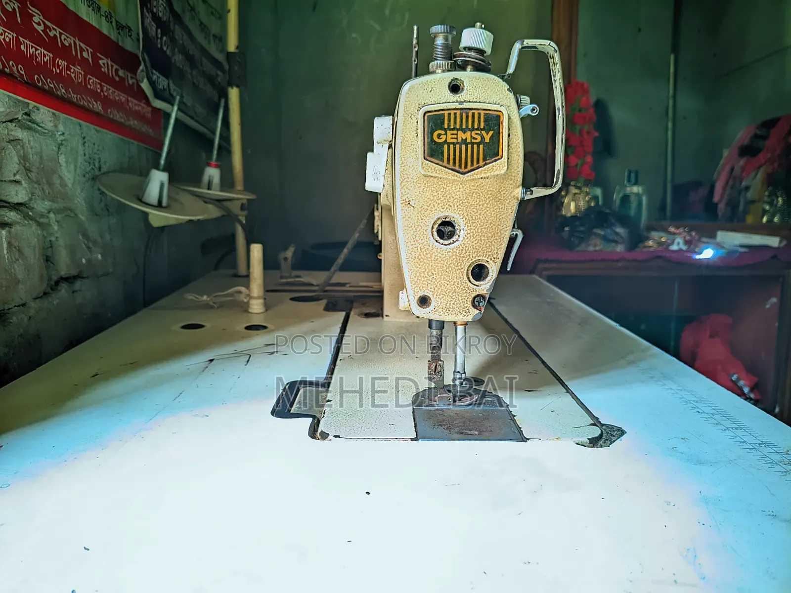 Sewing machine like new