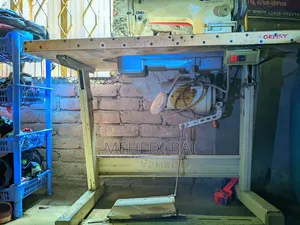 Sewing machine like new