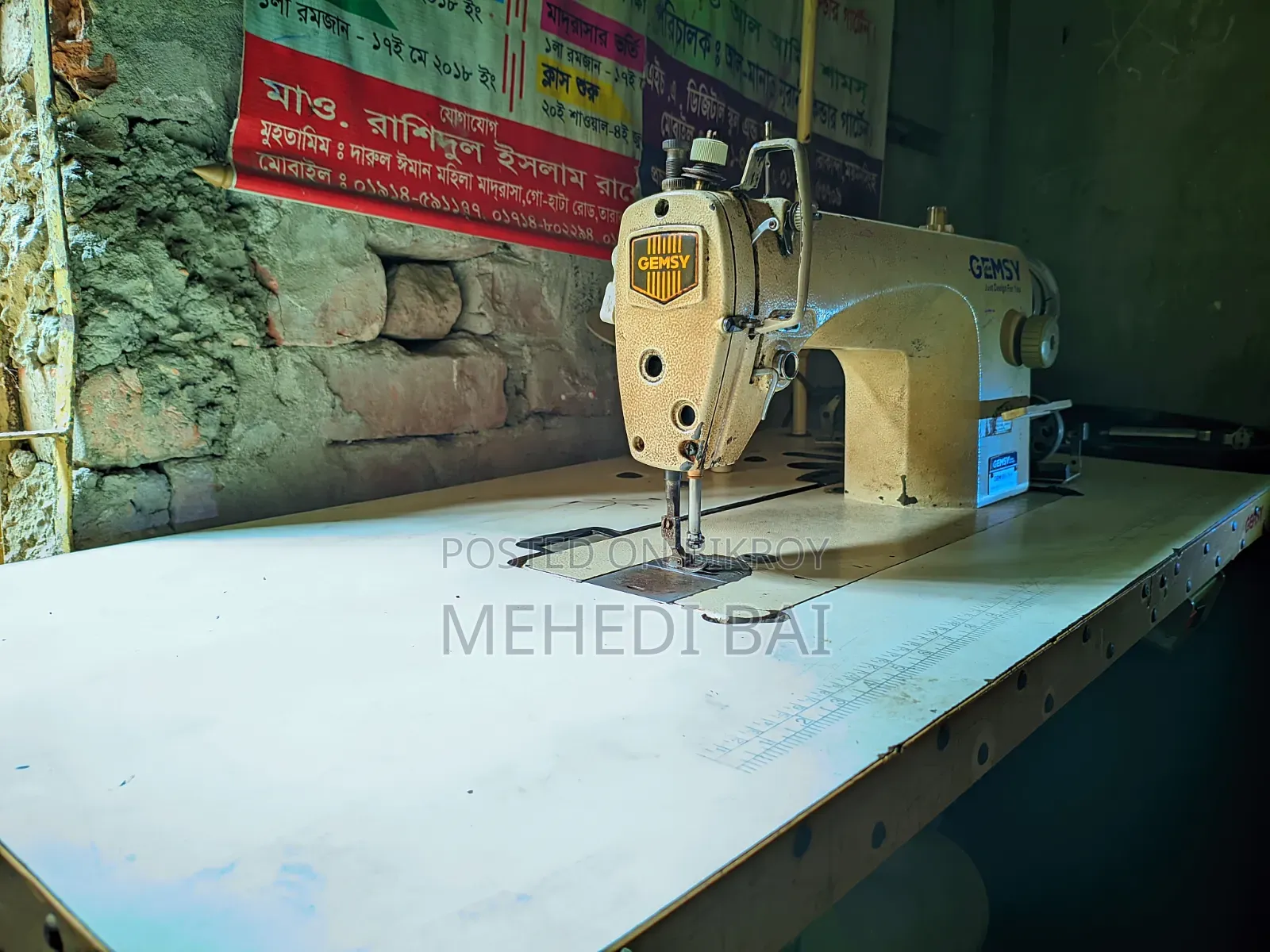 Sewing machine like new
