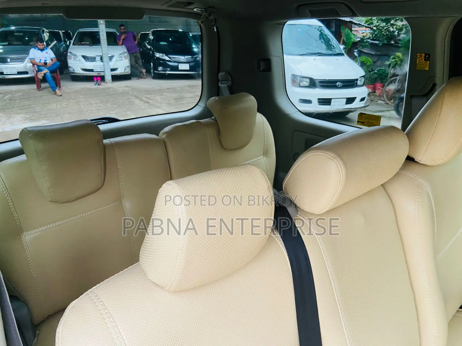 Toyota Noah 2012 Purple