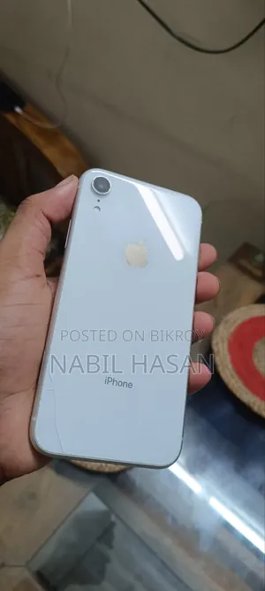 অ্যাপল আইফোন এক্সআর ১২৮ জিবি হোয়াইট