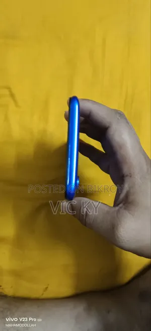 New Vivo Y11 32 GB Blue
