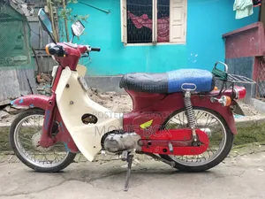Honda 1977 Red