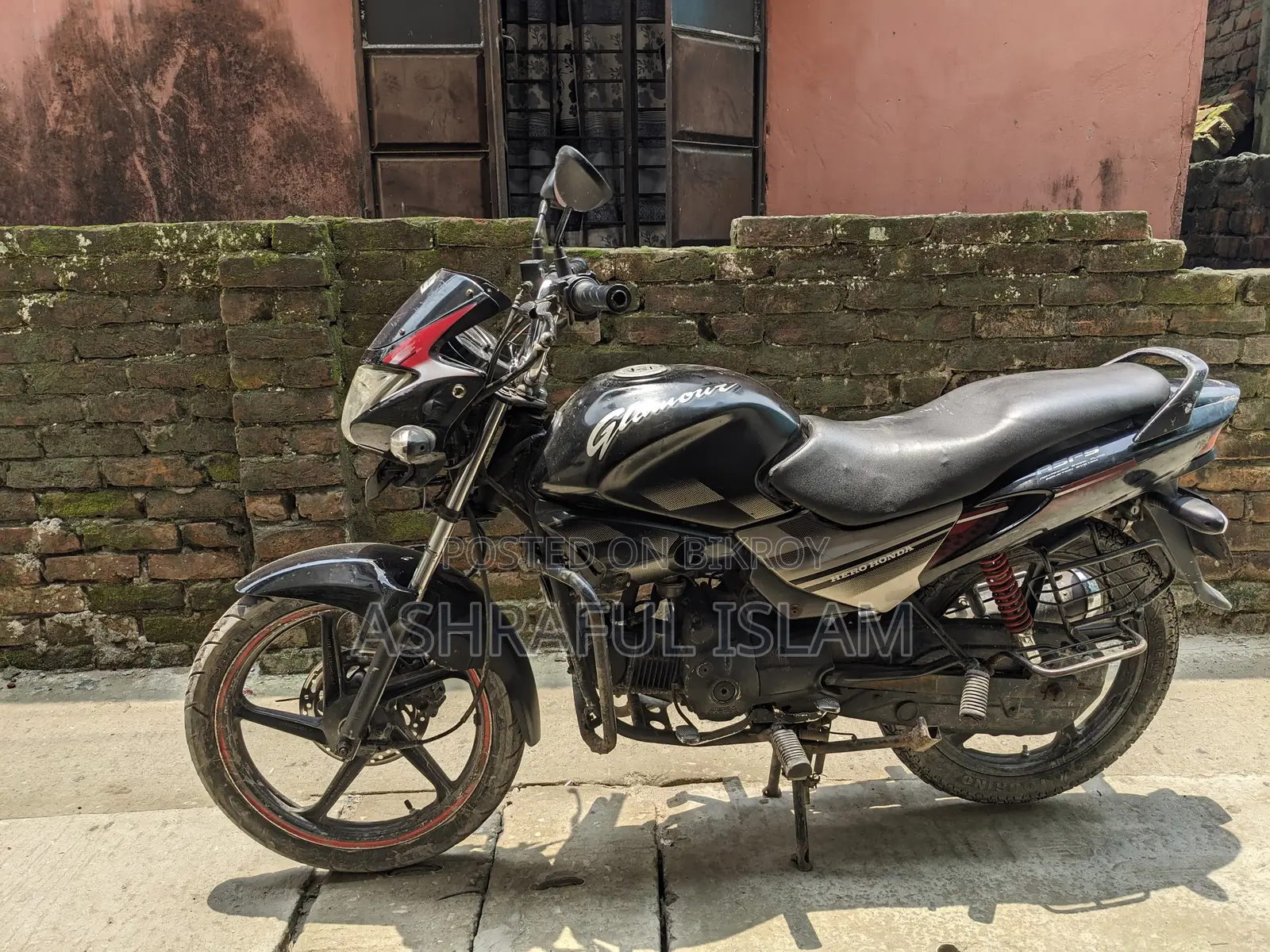 Hero Glamour 2011 Black