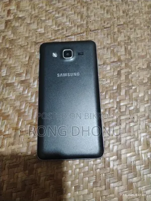 Samsung Galaxy J5 8 GB Black
