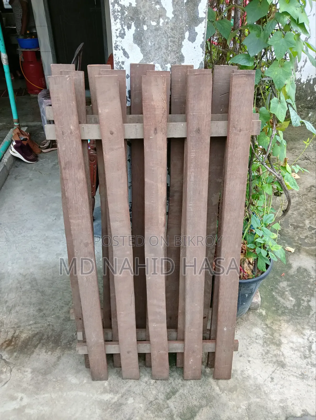 Teak wood bed 6.8 feet / 4.2 feet. Khat