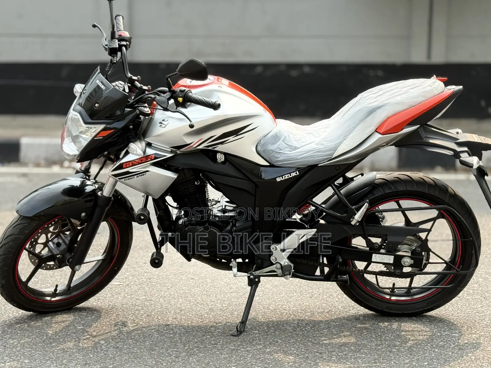 Suzuki Gixxer Monotone 2026 Orange