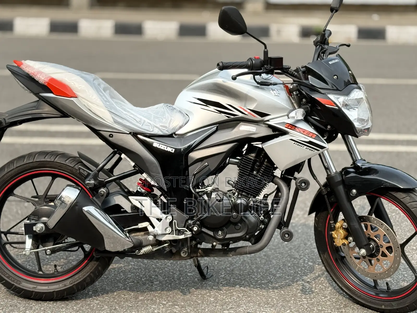 Suzuki Gixxer Monotone 2026 Orange