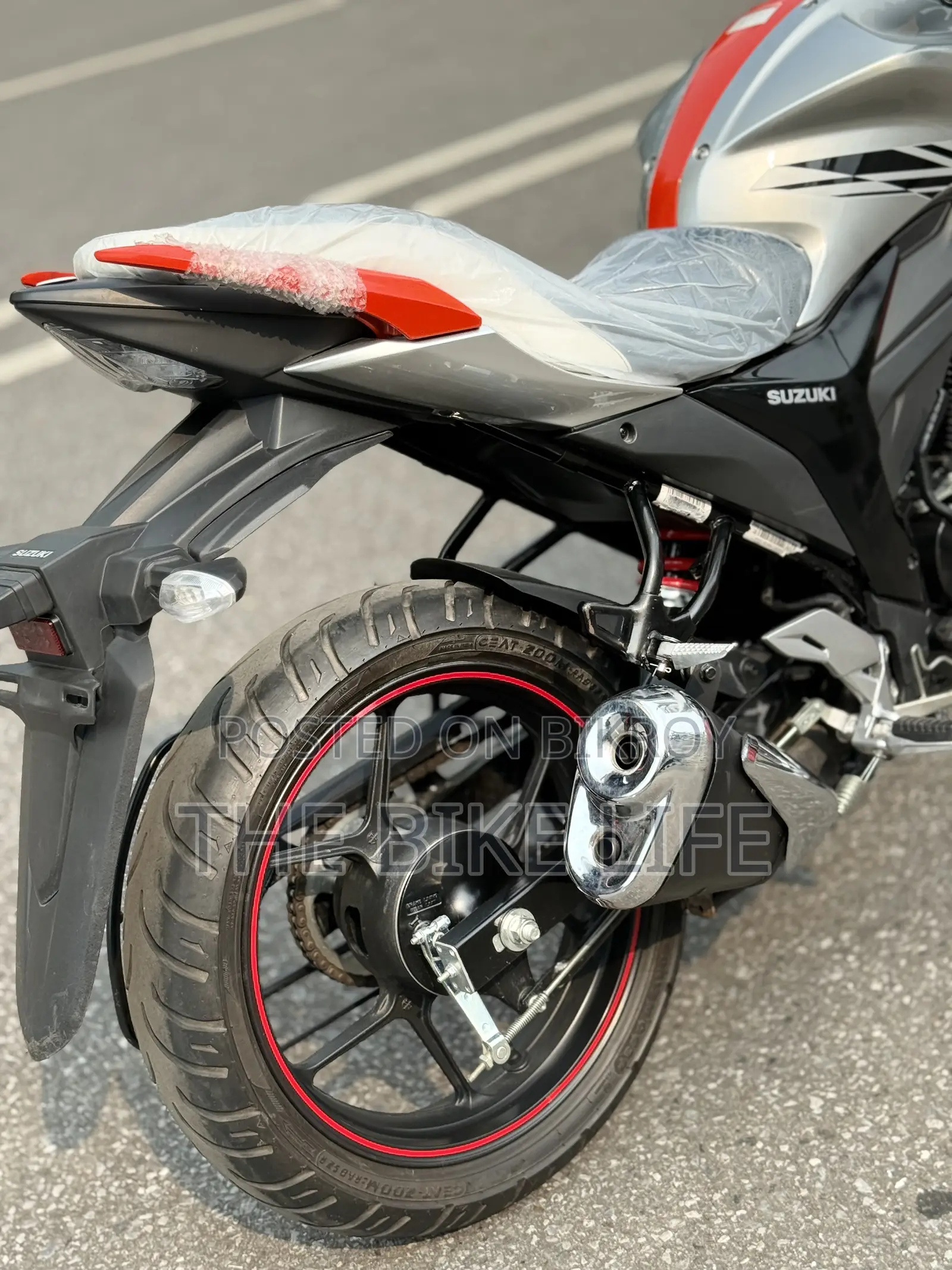 Suzuki Gixxer Monotone 2026 Orange