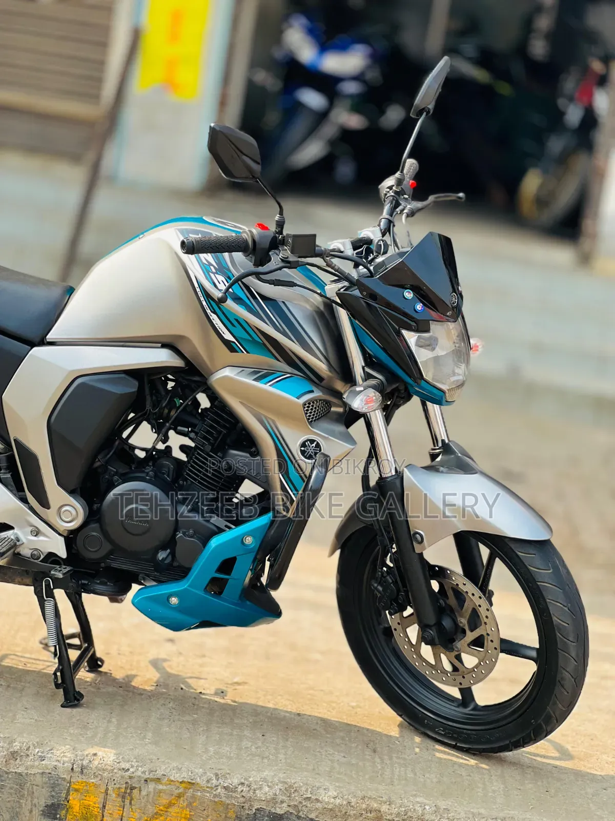 Yamaha FZ 2018 Gray