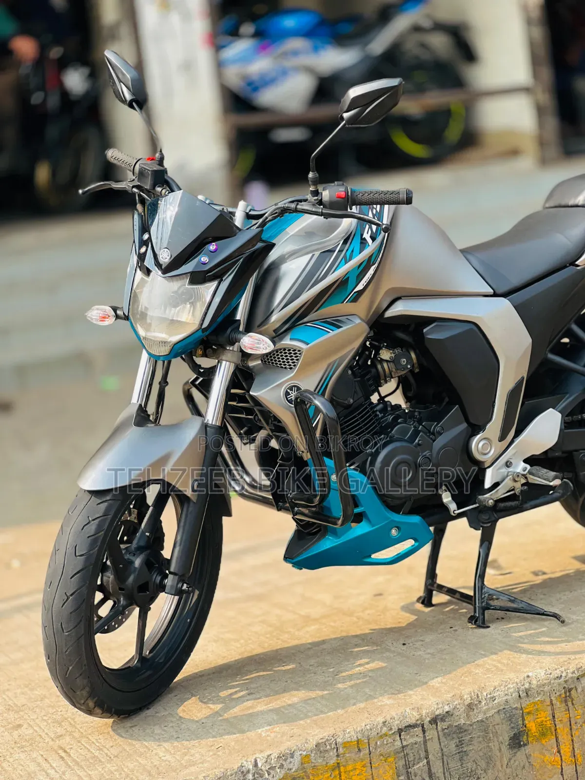 Yamaha FZ 2018 Gray