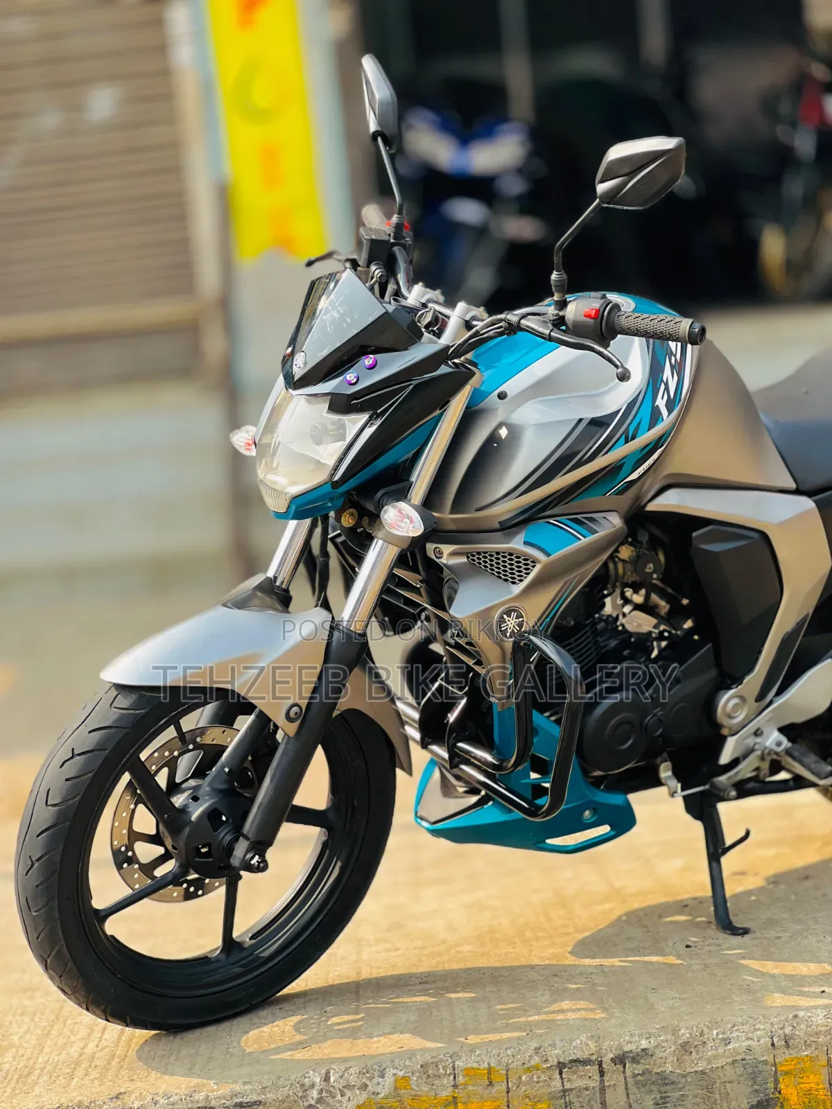 Yamaha FZ 2018 Gray