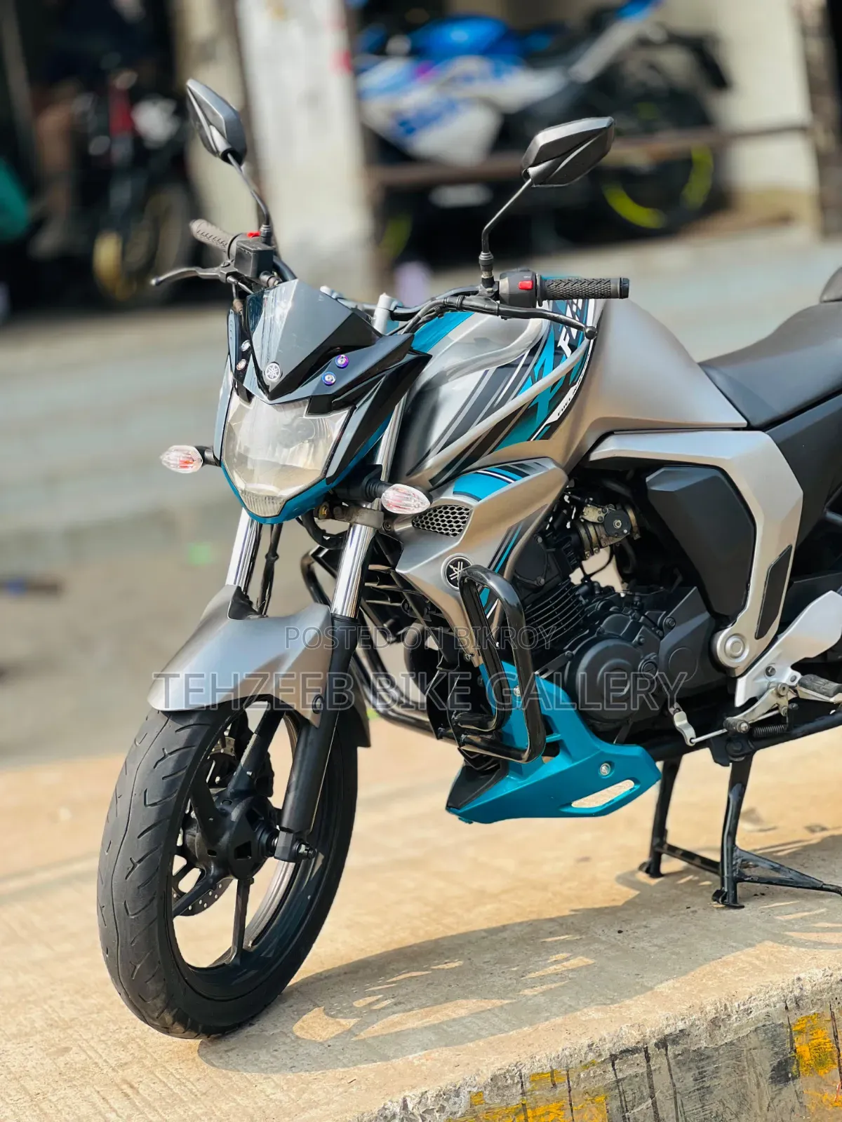 Yamaha FZ 2018 Gray