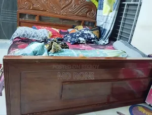 খাট আর  ওয়ারড্রব