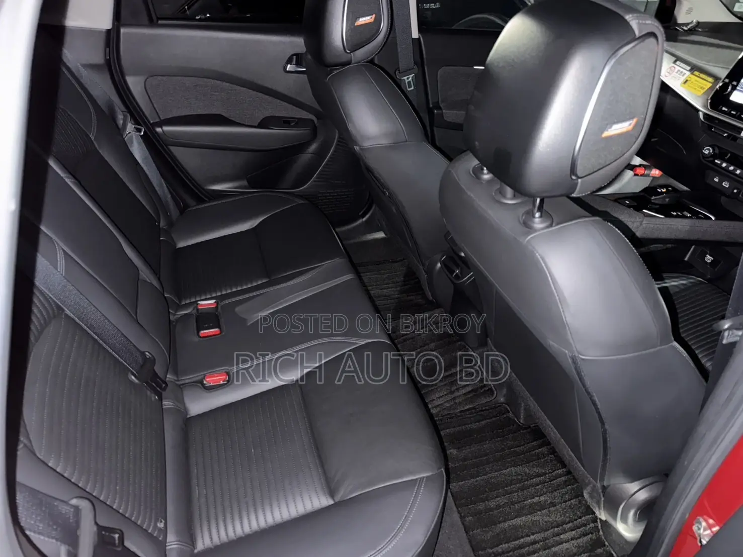New Toyota Yaris 2025 Red