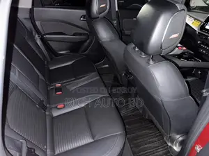 New Toyota Yaris 2025 Red
