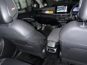 New Toyota Yaris 2025 Red