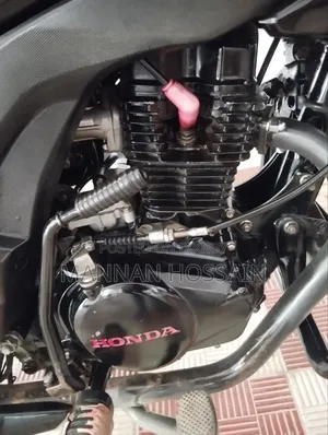 Honda CB 2019 Red